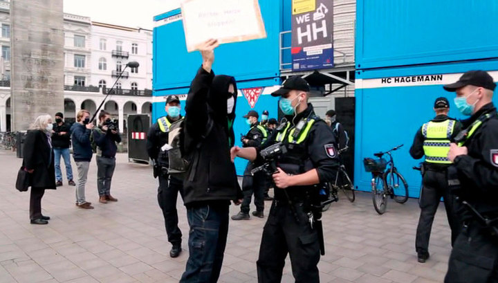 После снятия ограничений на европейские улицы вновь вышли митингующие